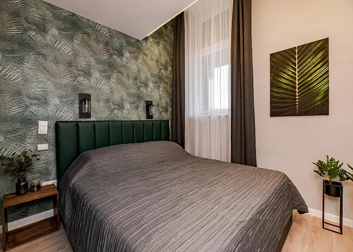 Luxury Tropical Apartment At Budapest