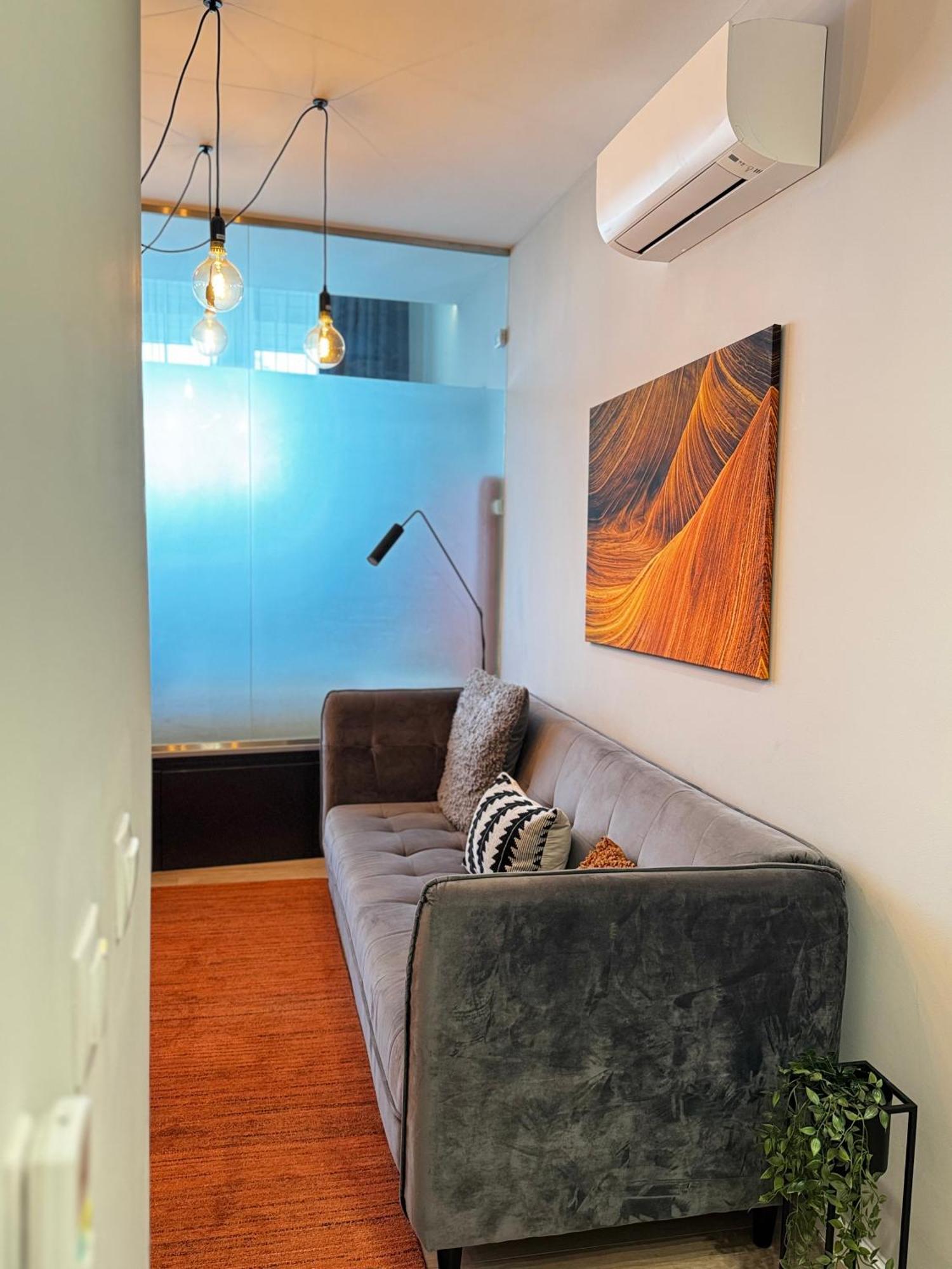 Luxury Tropical At Apartment